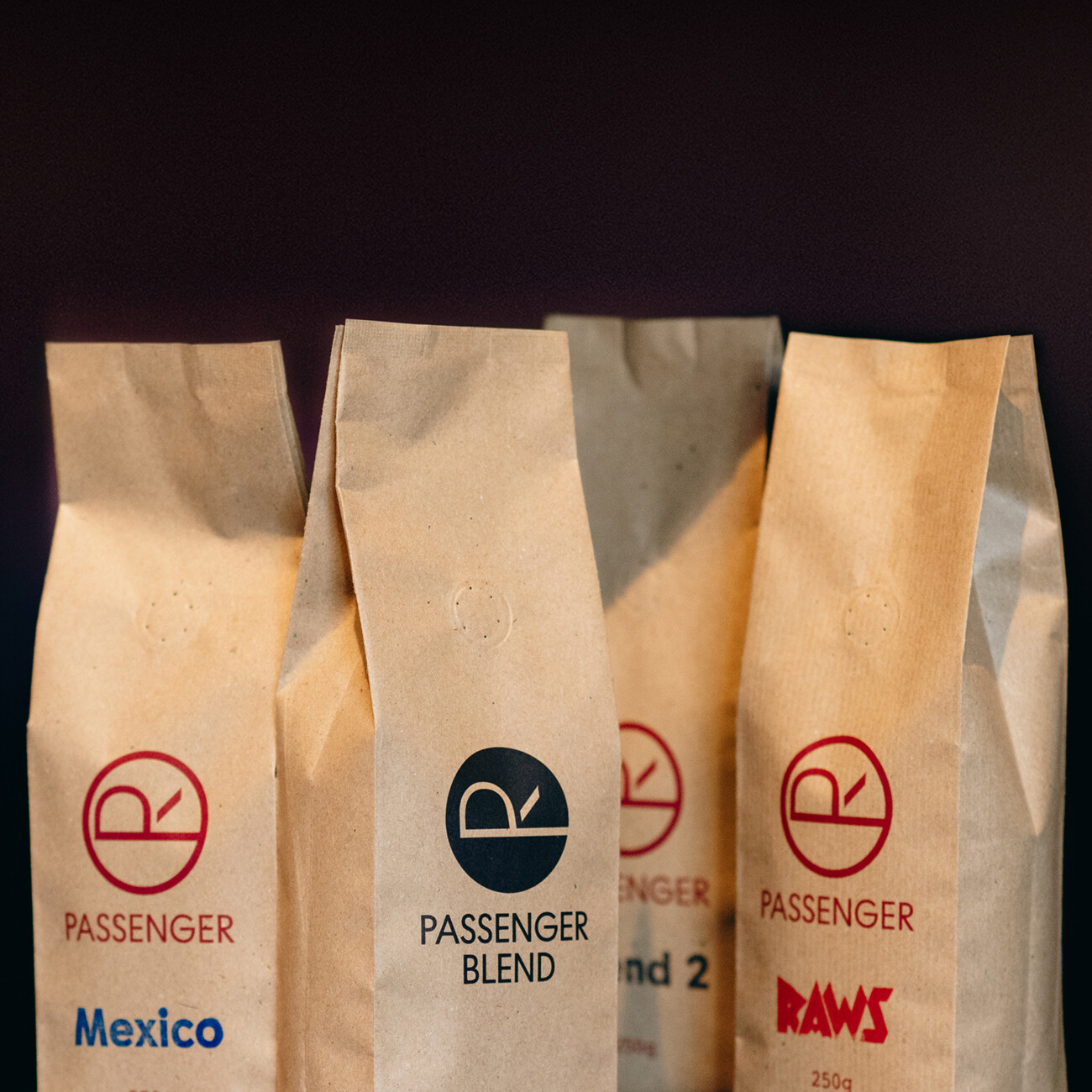 PASSENGER Coffee Probierpaket mit Kaffees wie DECAF und RAWS für einen kaffeerösterei onlineshop.